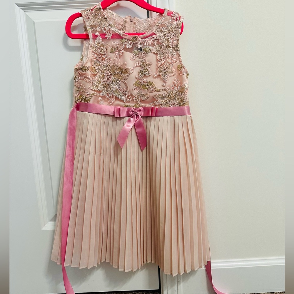 Rare edition dress for 6year old